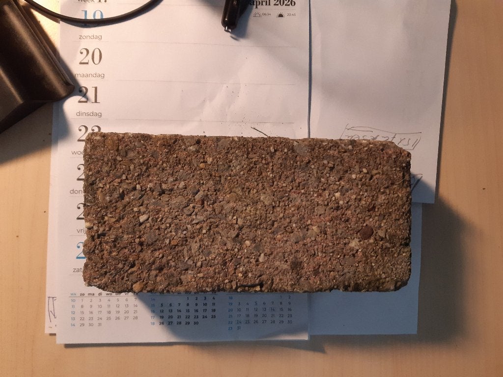 Te koop gevraagd 5 m² betonstenen ijsselformaat, Tuin en Terras, Ophalen, Klinkers, Zo goed als nieuw, Minder dan 5 m²