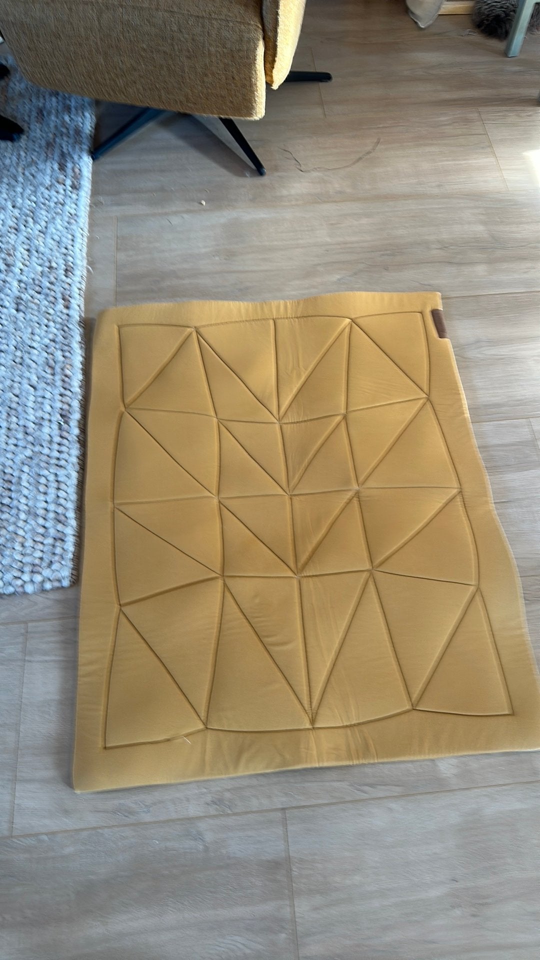 Hangloose Baby hangmat voor ledikant - Geel, Kinderen en Baby's, Babywiegjes en Ledikanten, Ophalen, Gebruikt, Overige typen