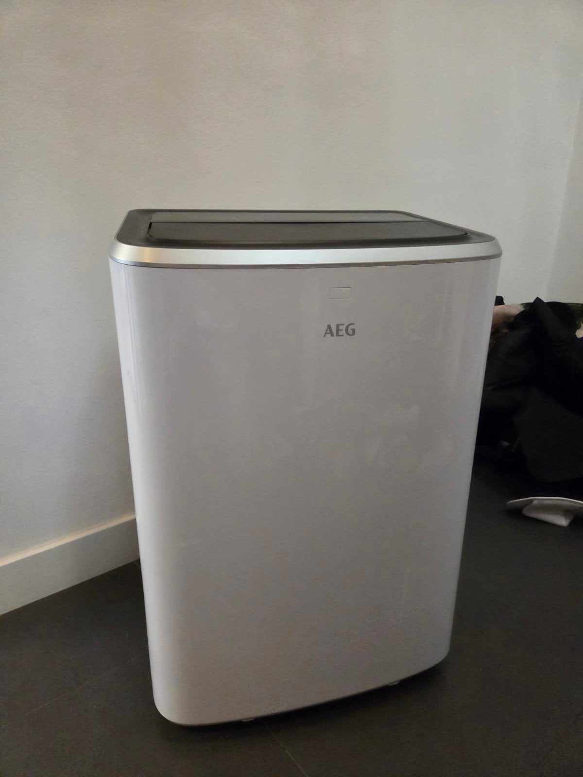 AEG Mobiele Airco met Afstandsbediening en Accessoires, Witgoed en Apparatuur, Minder dan 60 m³, 3 snelheden of meer, Ophalen of Verzenden