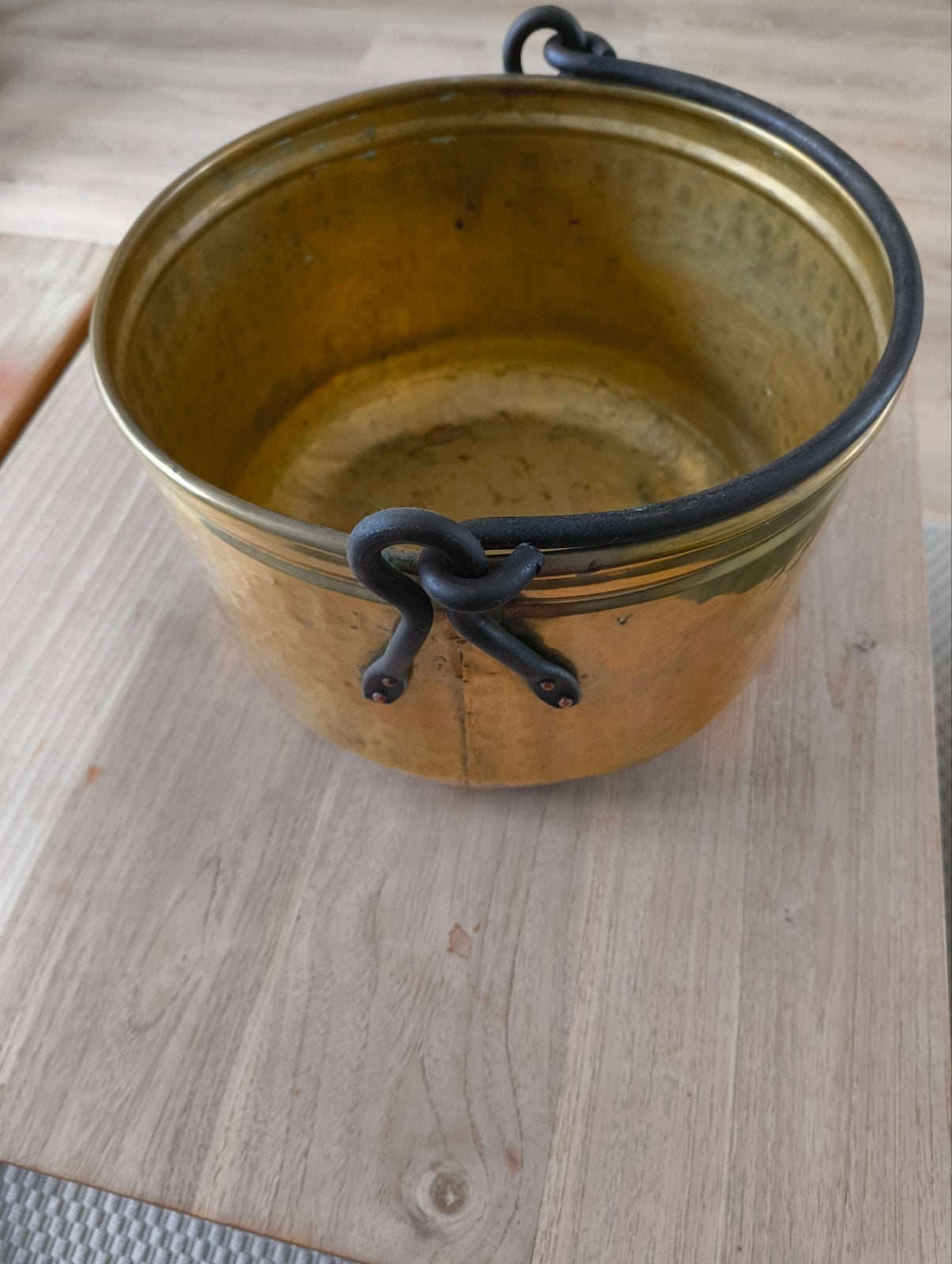 Antieke Geelkoperen Pot met IJzeren Hendel, Antiek en Kunst, Ophalen, Koper