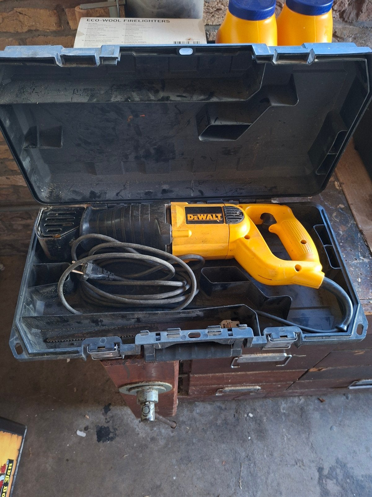 DeWalt Reciprozaag DW304PK-QS met zaagbladen, Ophalen, Gebruikt, DeWalt, 70 mm of meer