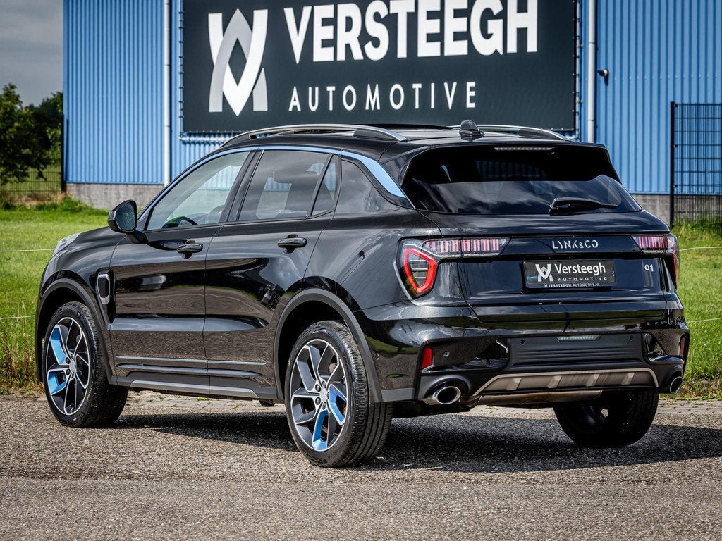 Lynk & Co 01 1.5 Plug-In Hybrid 262pk Trekhaak|360 Camera|Ad, Auto's, Lynk & Co, Stof, Bedrijf, 1854 kg, 3 cilinders