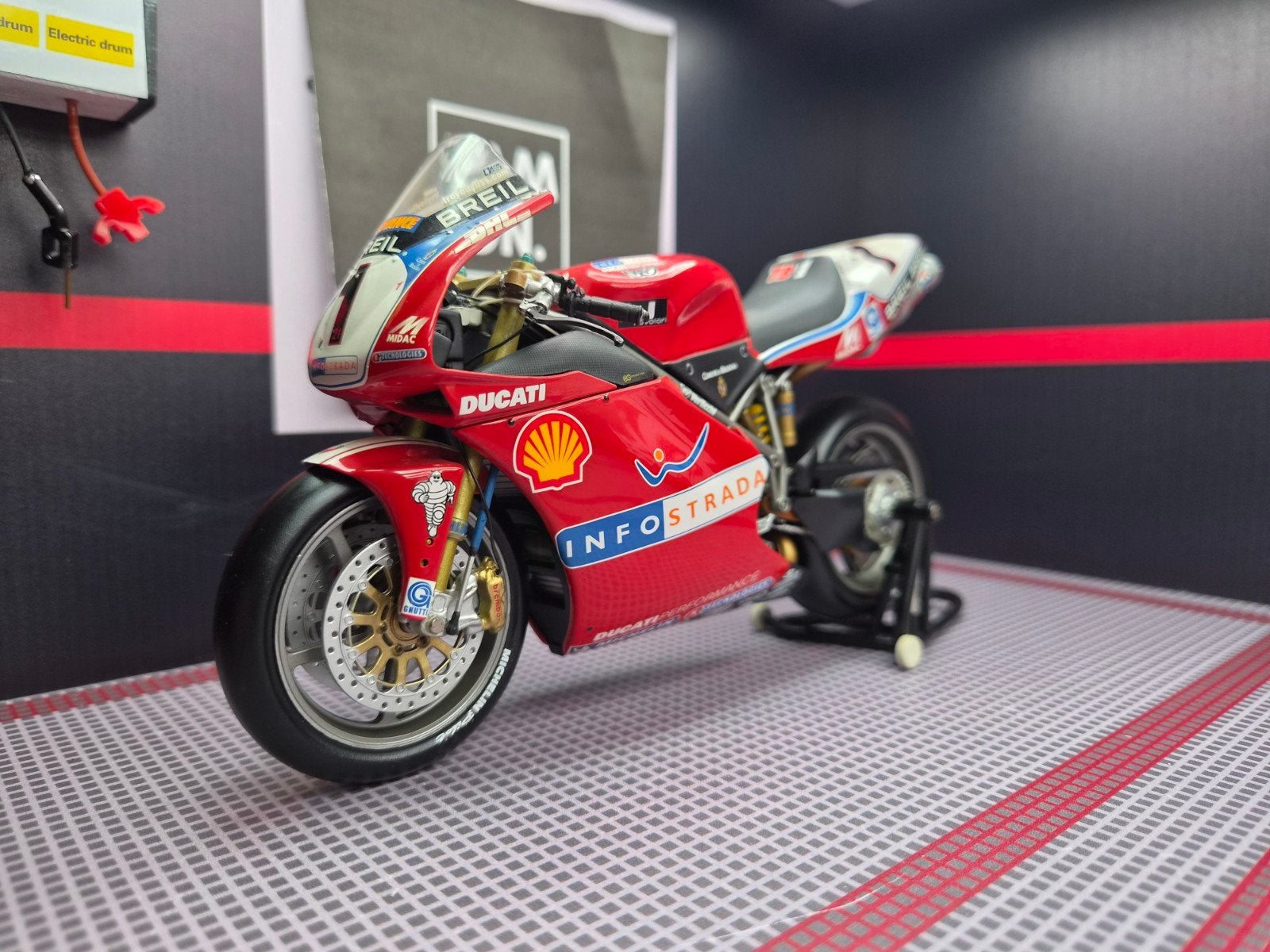 1/12 2002 Troy Bayliss Ducati 998R WSB, Ophalen of Verzenden, Zo goed als nieuw, 1:9 t/m 1:12, Motor