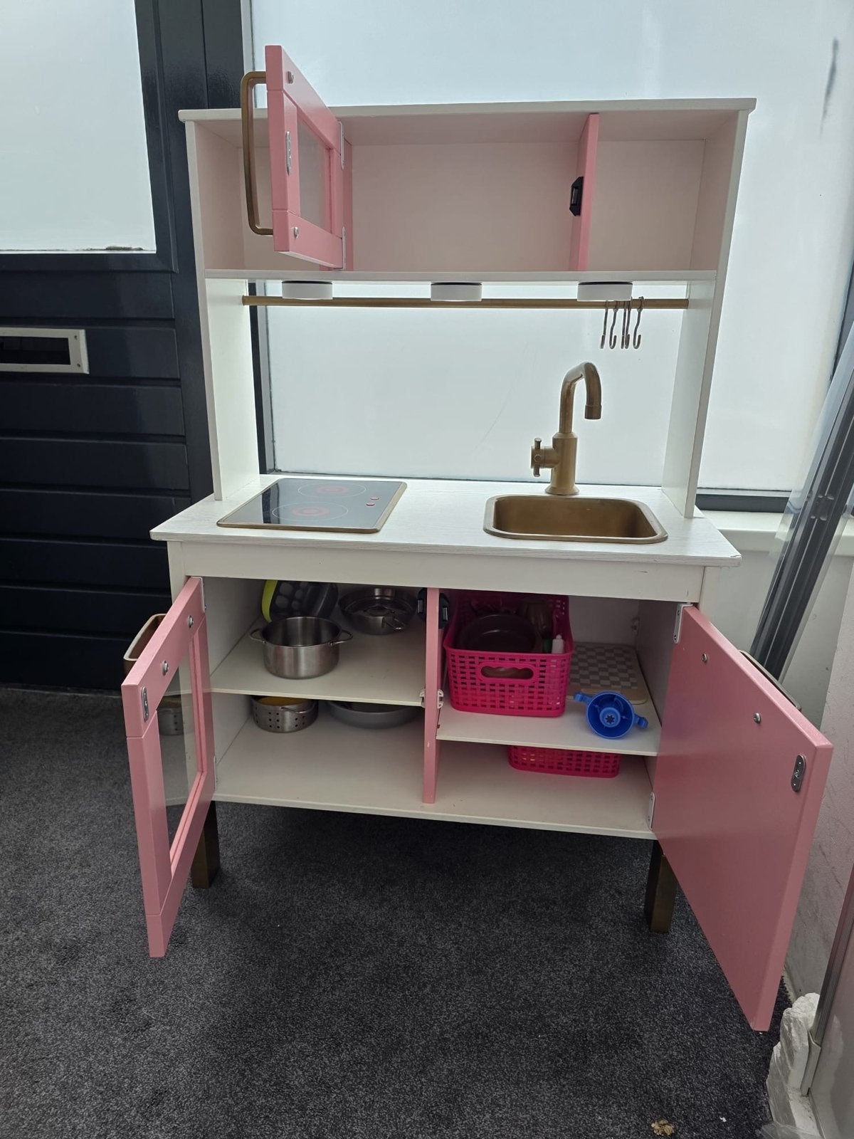 Leuke roze speelkeuken voor urenlang speelplezier, Ophalen of Verzenden, Gebruikt, Hout, Speelkeuken