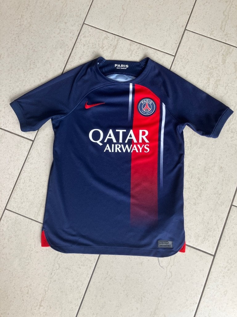 Voetbalshirt Paris Saint-Germain, kindermaat M (137-147), Kinderen en Baby's, Gebruikt, Jongen of Meisje, Sport- of Zwemkleding