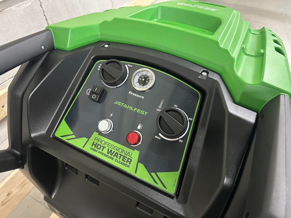 Stahlfest stoomcleaner l hogedrukspuit l NIEUW l, Tuin en Terras, Hogedrukreinigers, Ophalen of Verzenden, Zo goed als nieuw, Elektrisch