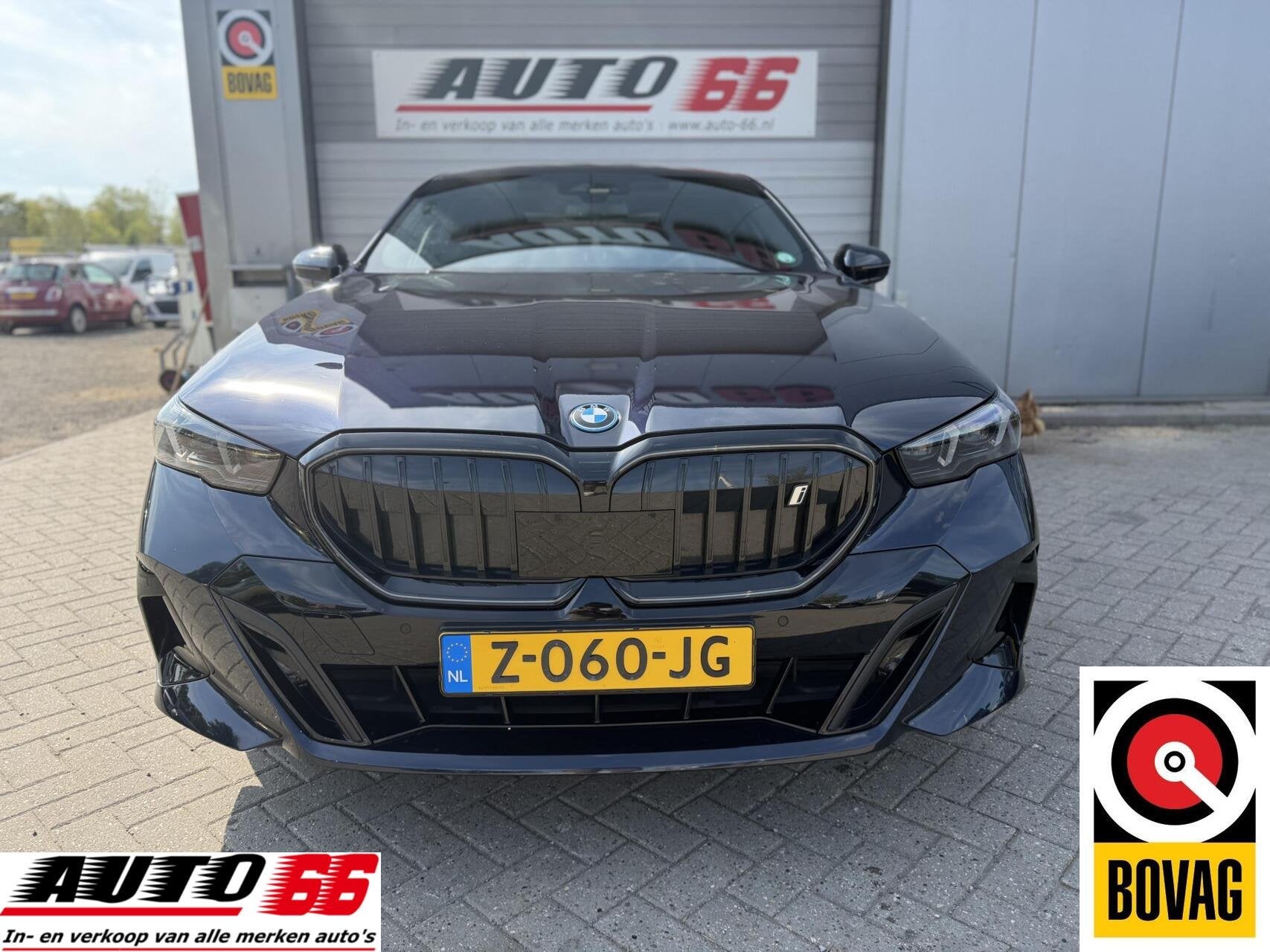 BMW i5 eDrive40 84 kWh, Achterwielaandrijving, Gebruikt, Zwart, Met garantie (alle)