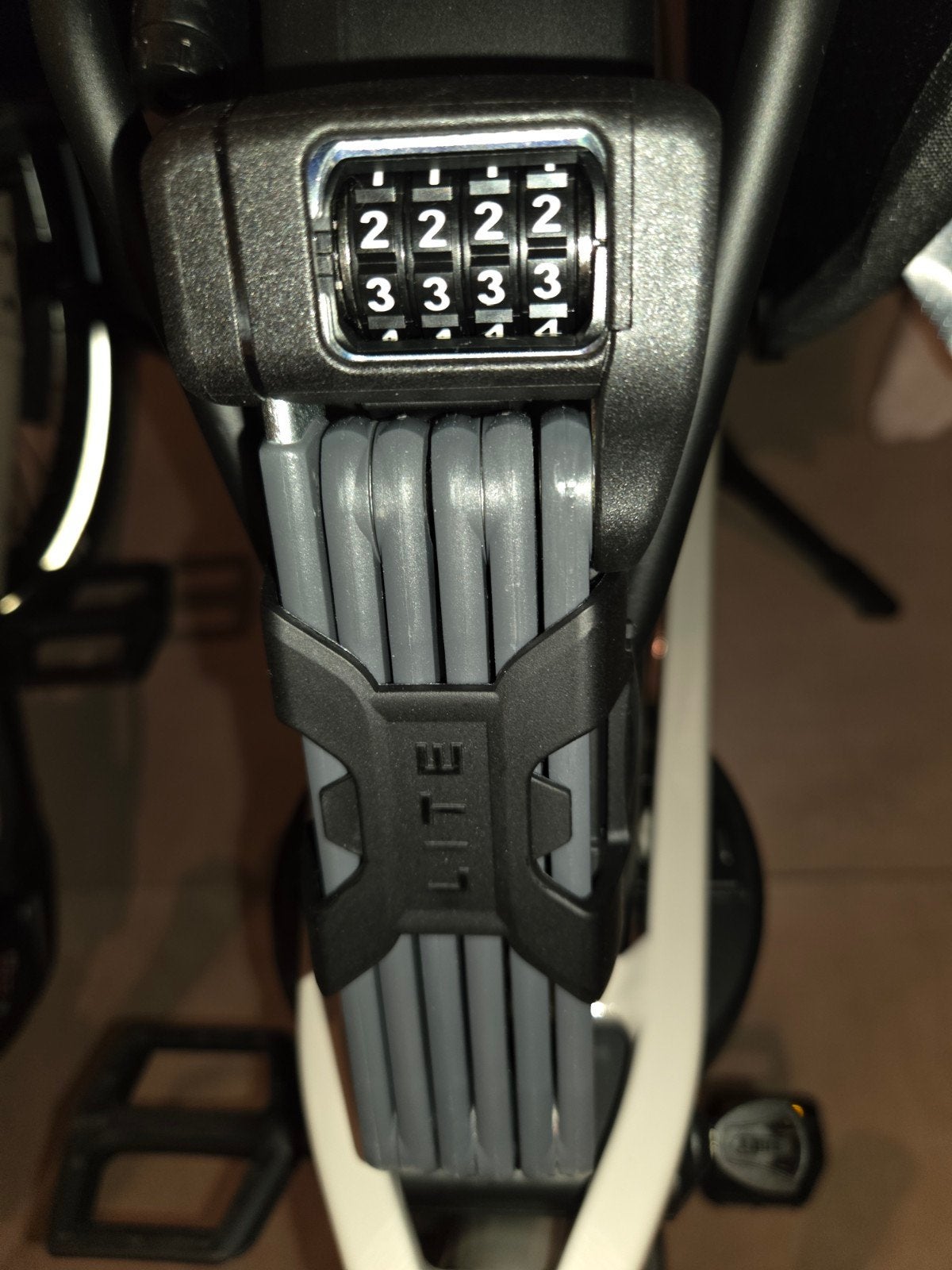 2x Abus Bordo Lite 6950M/85 L vouwslot met houder samen, Fietsen en Brommers, Fietsaccessoires | Fietsenrekken, Ophalen of Verzenden