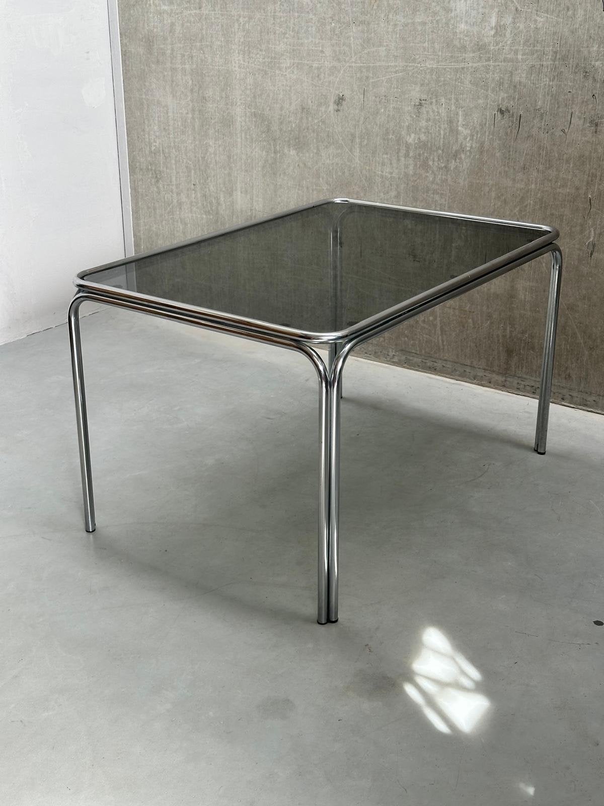 Vintage Buisframe Eettafel met Rookglas - Jaren '70, Gebruikt, 100 tot 150 cm, Glas, X