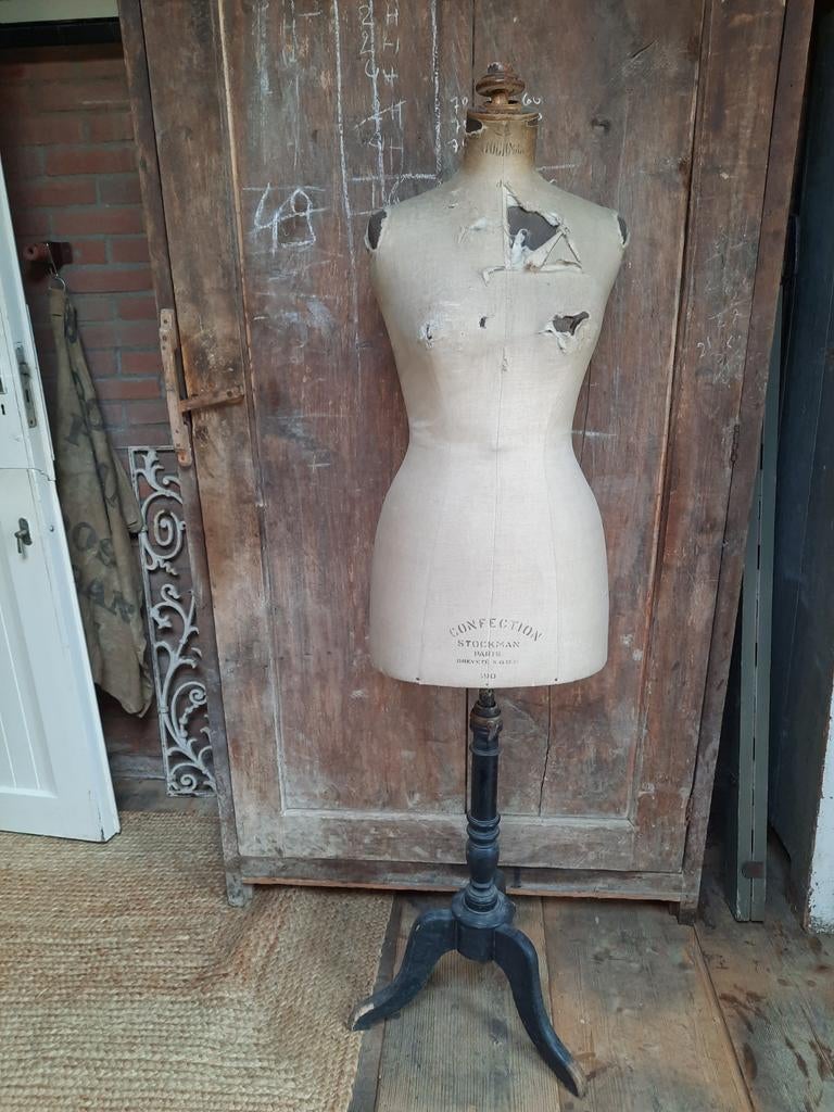 Oude buste paspop etalagepop brocante Stockman Paris, Ophalen