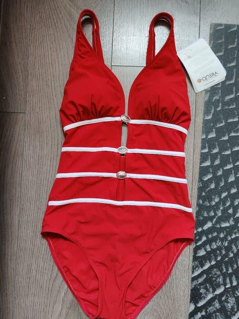 opera prachtig nieuw rood badpak maat 38 D, Kleding | Dames, Badmode en Zwemkleding, Ophalen of Verzenden, Nieuw, Rood, Badpak