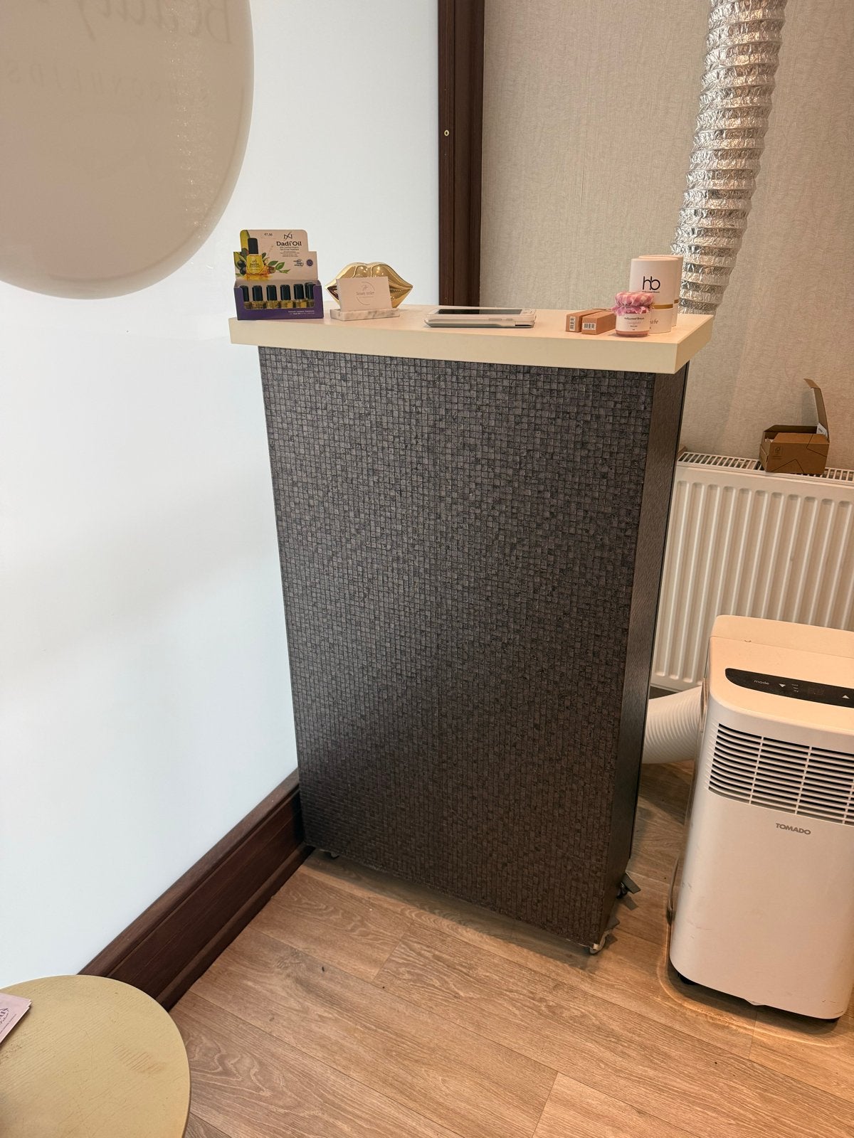 Compacte toonbank met opbergruimte, Huis en Inrichting, Ophalen, Gebruikt