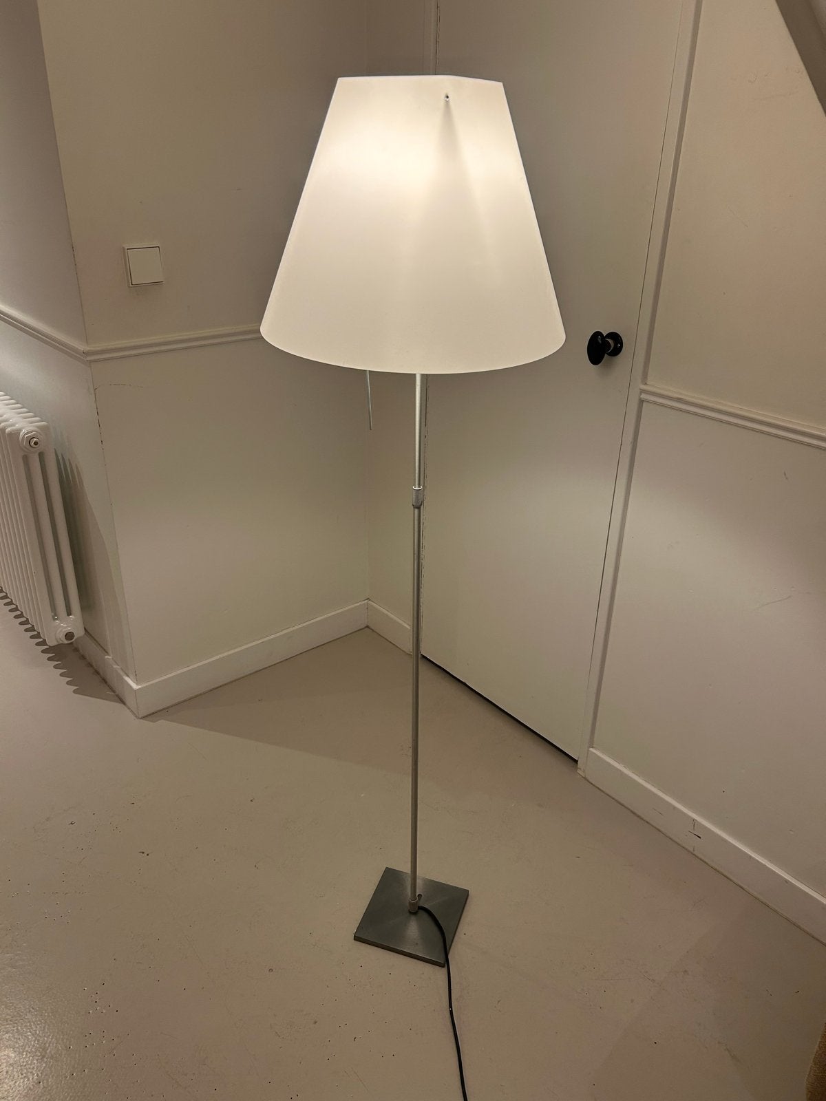 Constanza vloerlamp - Afhalen in Amsterdam, Ophalen, Gebruikt, Metaal, 150 tot 200 cm