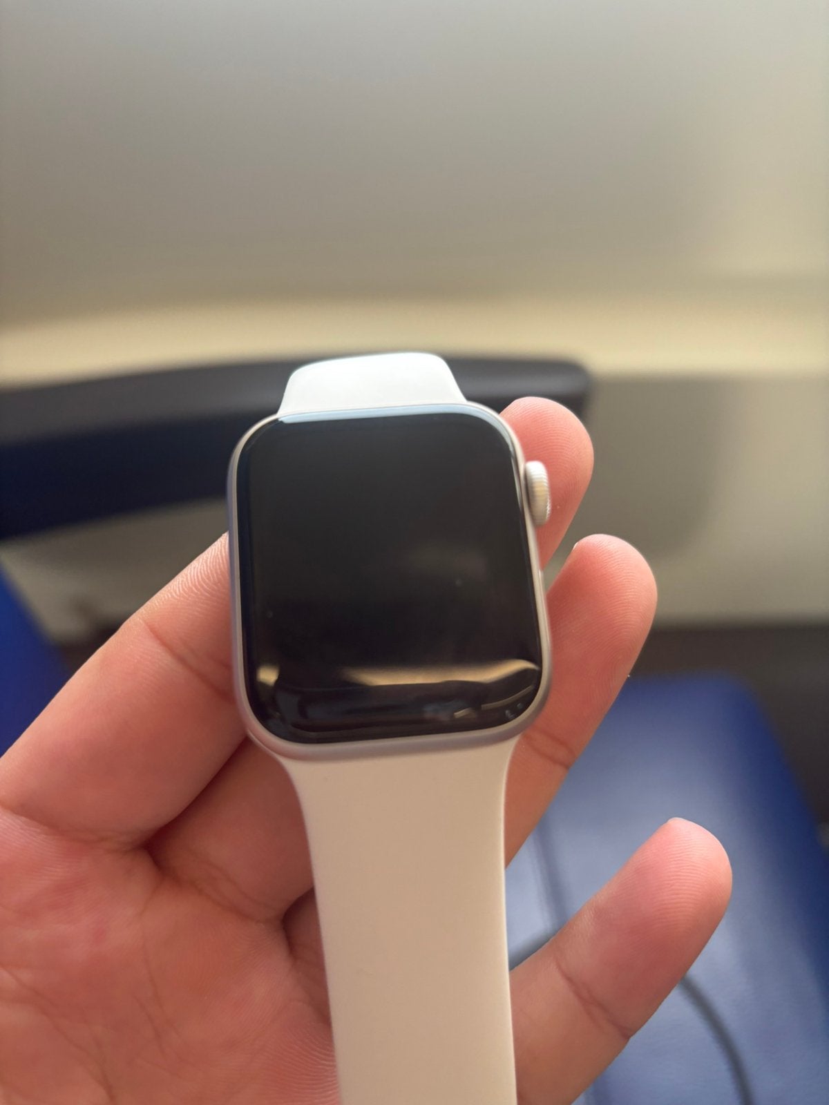 Foto 3 van Nieuwe apple watch SE3 zgan