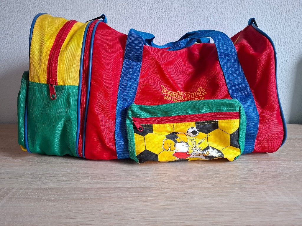 Donald Duck sporttas met afneembare rugzak, 40 tot 60 cm, Gebruikt, Minder dan 35 cm, Ophalen of Verzenden