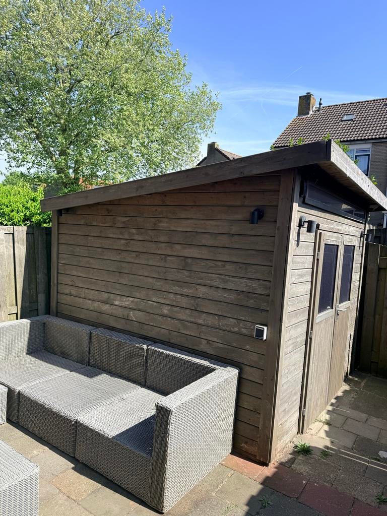 Mooie stevige blokhut, zelf demonteren in Nieuw-Lekkerland, Tuin en Terras, Ophalen, 250 tot 500 cm, Blokhut, 2 ramen