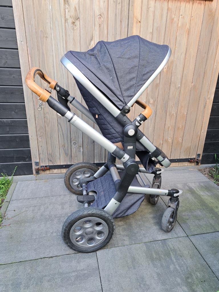 Joolz kinderwagen 2014 - GRATIS af te halen (band lek), Gebruikt, Verstelbare duwstang, Ophalen, Kinderwagen