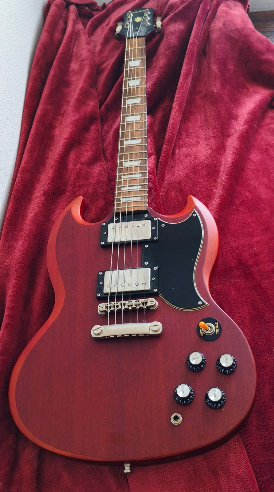 Epiphone SG Vintage 400 2012 met originele gigbag, Ophalen, Solid body, Epiphone