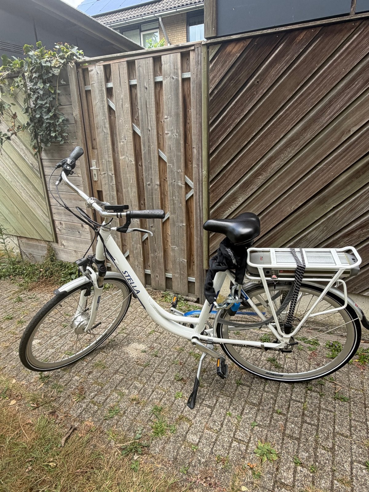 Goed onderhouden Stella elektrische fiets met lage instap, Ophalen of Verzenden, Gebruikt, Overige merken