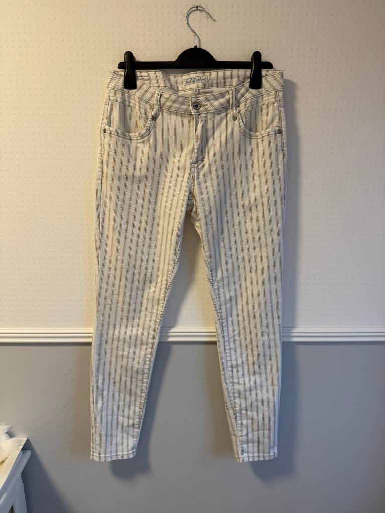 Red Button, broek maat 40, wit met streepje, Maat 38/40 (M), Wit, Ophalen of Verzenden, Zo goed als nieuw