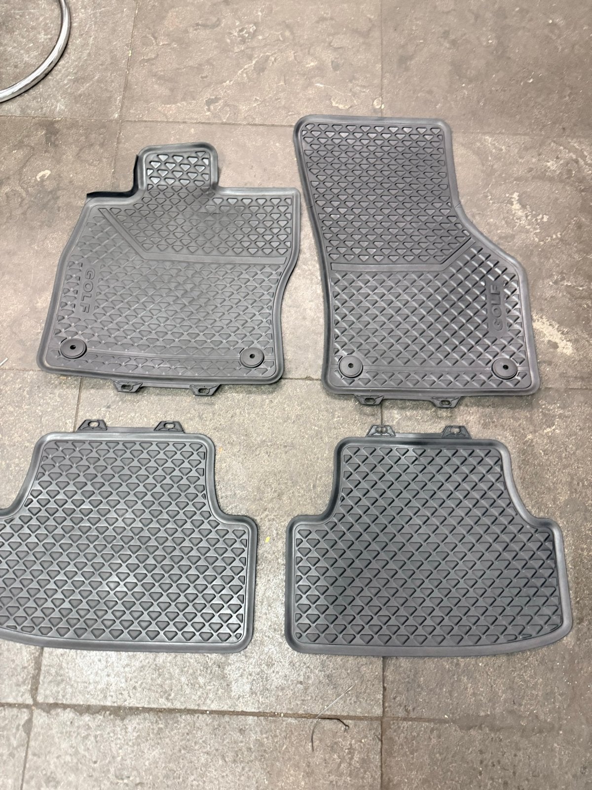 Originele Rubberen matten VW Golf 7 (2009-2018), Ophalen of Verzenden, Gebruikt