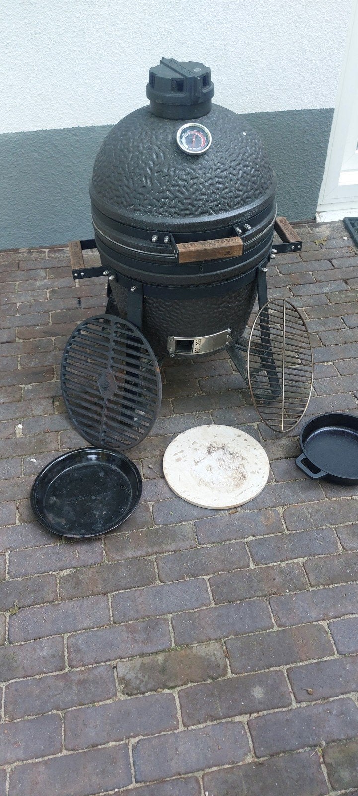 The Bastard Kamado Urban Compact BBQ 2021 met accessoires, Ophalen of Verzenden, Gebruikt, The Bastard, Met accessoires