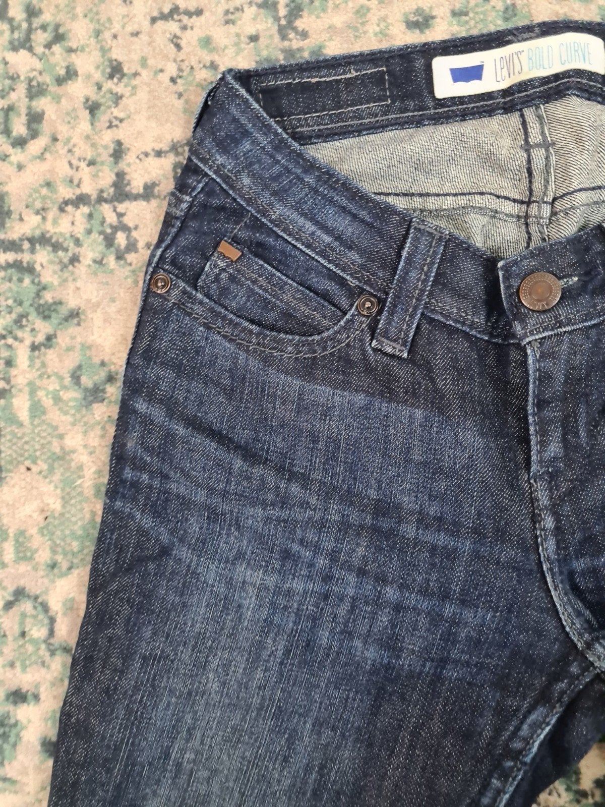 Levi's bold curve W24 L30 Dames Tulsi2430 Low-rise

Er zit g, Kleding | Dames, Blauw, Ophalen of Verzenden, Zo goed als nieuw