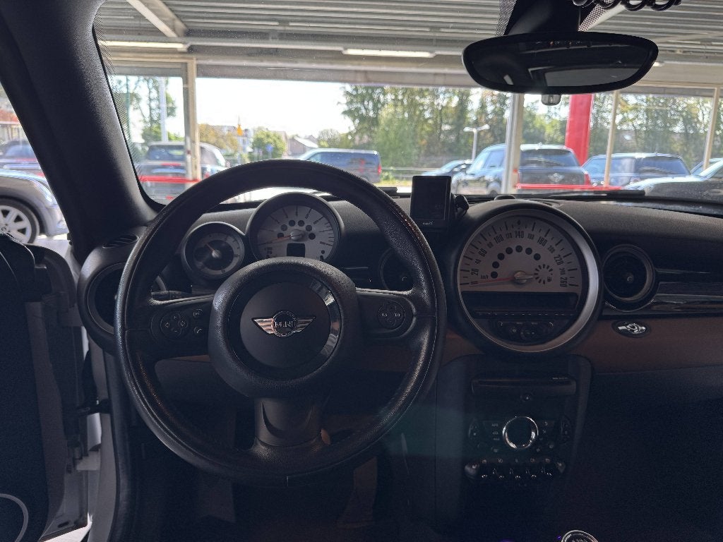 Foto 9 van Mini 1.6 Cooper Roadster 2012 Grijs ( 6 MAANDEN GARANTIE )