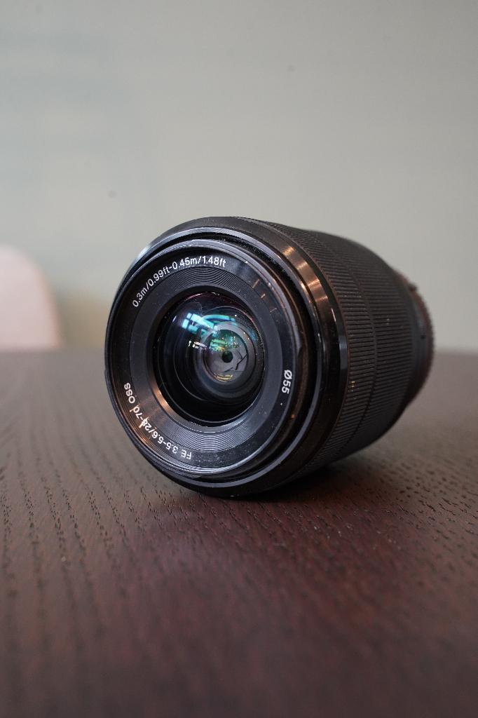 Sony FE 28-70mm f/3.5-5.6 OSS - Nette staat, Audio, Tv en Foto, Fotografie | Lenzen en Objectieven, Ophalen of Verzenden, Gebruikt
