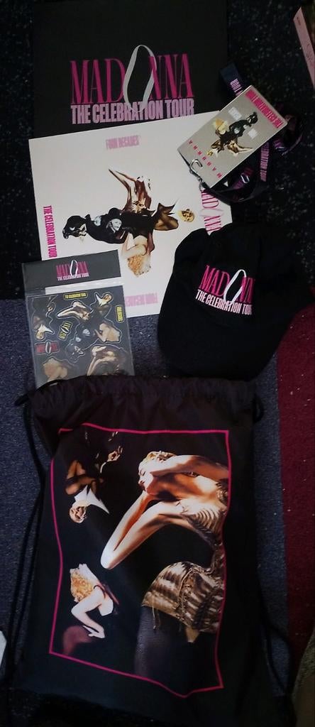 Madonna celebration tour Vip package, Verzamelen, Muziek, Artiesten en Beroemdheden, Ophalen of Verzenden, Zo goed als nieuw, Gebruiksvoorwerp