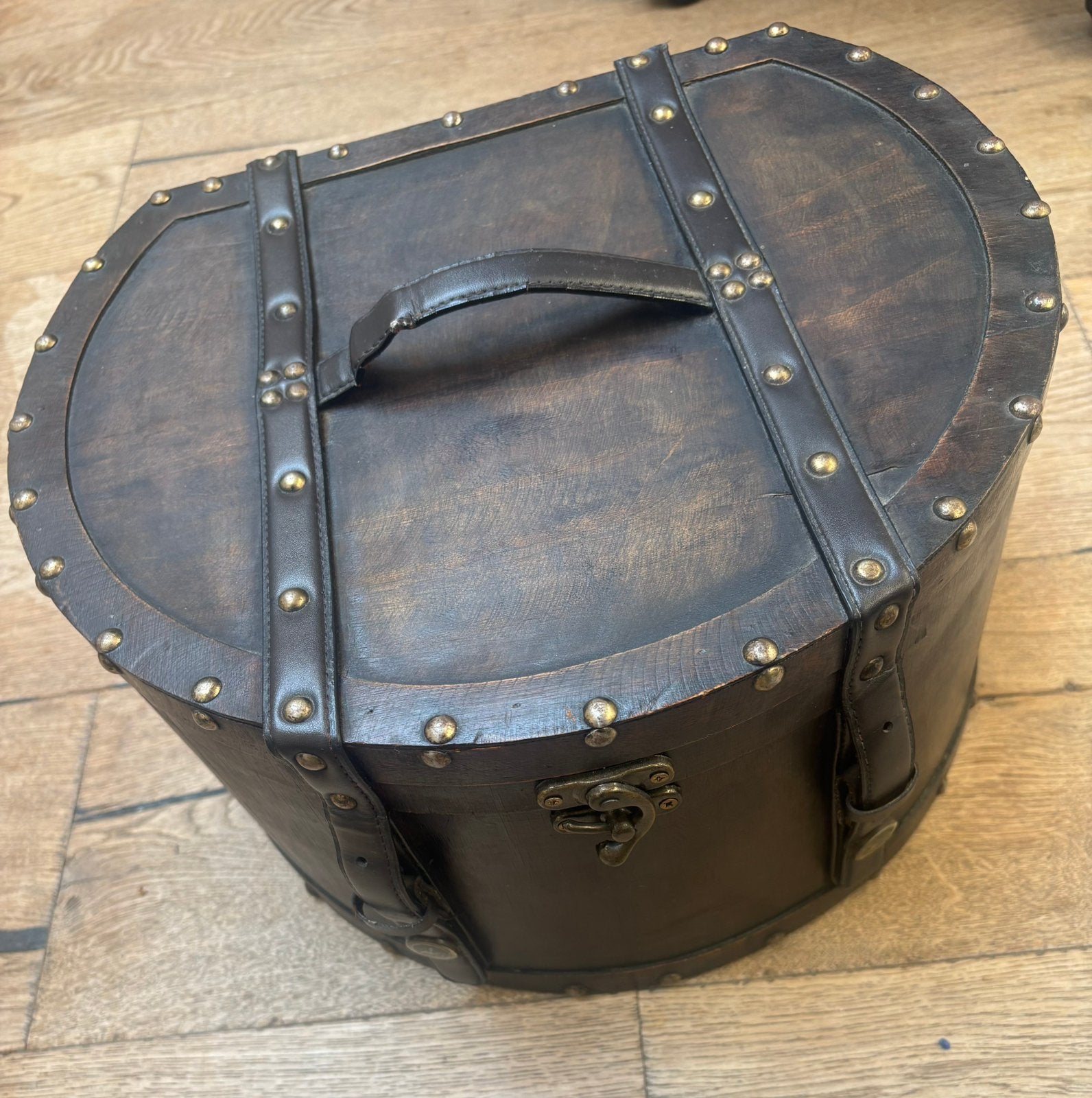 Prachtige vintage ronde hoedendoos of opbergkoffer, Ophalen of Verzenden, Zo goed als nieuw, 50 tot 100 cm, Minder dan 50 cm