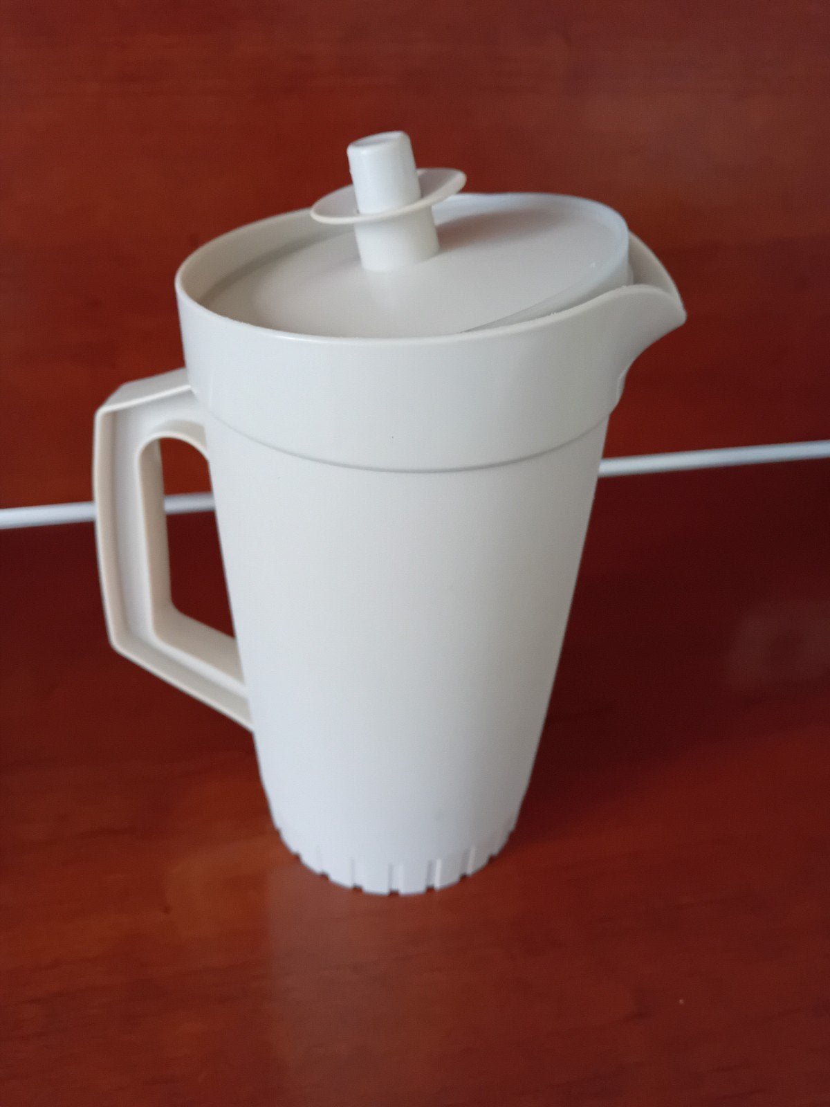 Tupperware schenkkan, Ophalen, Gebruikt, Crème, Beker of Kan