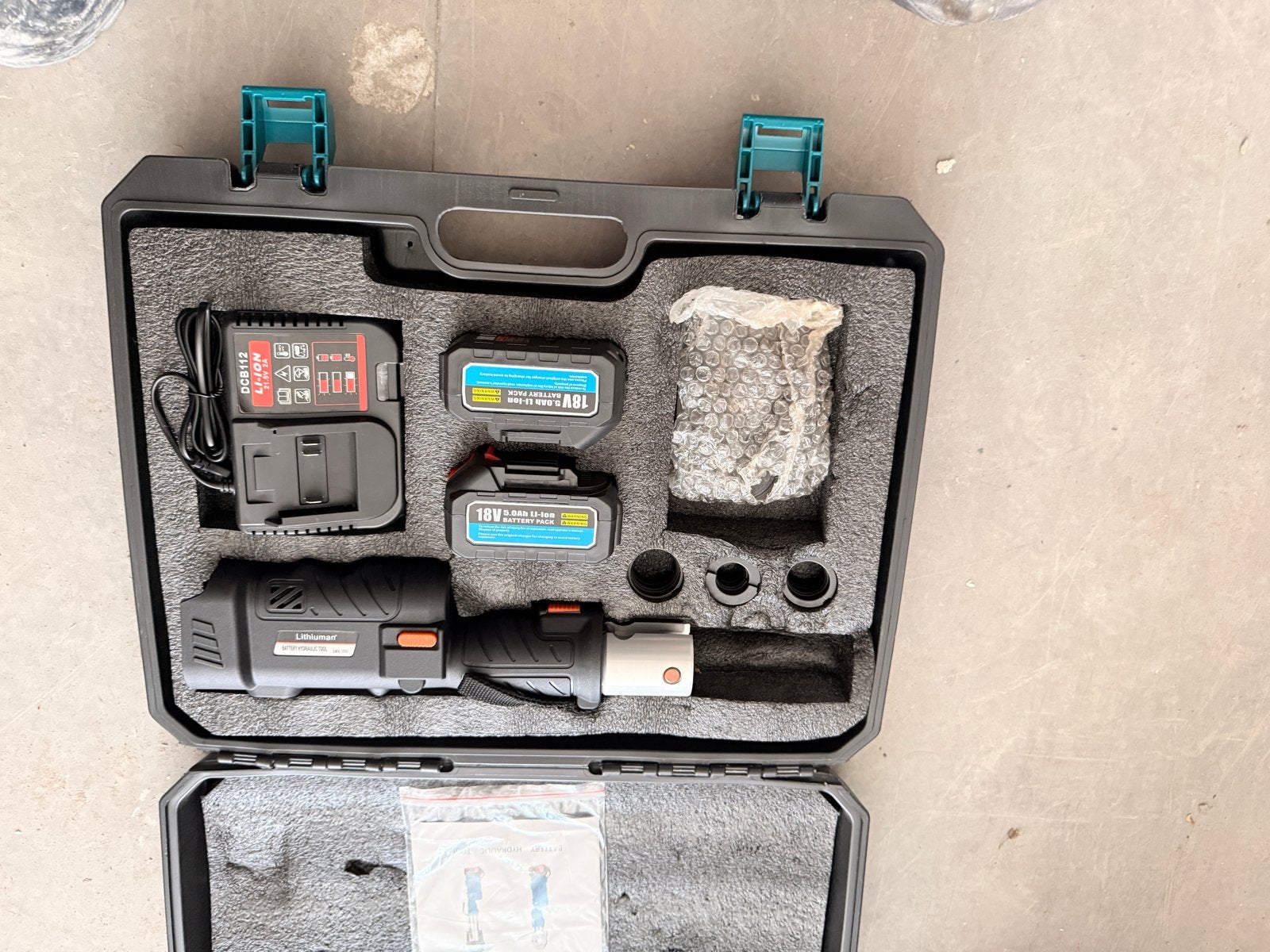 Accu Perstang Set TH 16-32mm Compleet met Accu's en Oplader, Ophalen, Nieuw, Overige typen, Overige merken