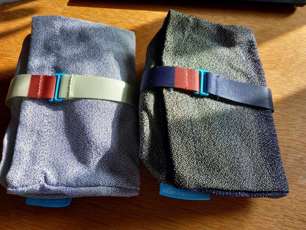Ongeopende KLM business class tasjes, Verzamelen, KLM Huisjes, Ophalen of Verzenden, Nieuw, Gevuld