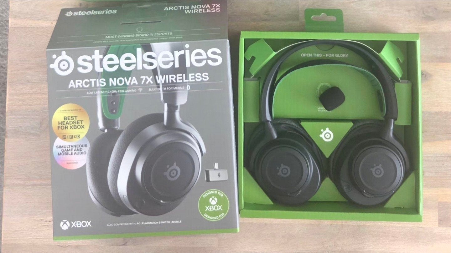 SteelSeries Arctis Nova 7X Wireless Gaming Headset Xbox, Ophalen, Zo goed als nieuw, Draadloos, Xbox Series S