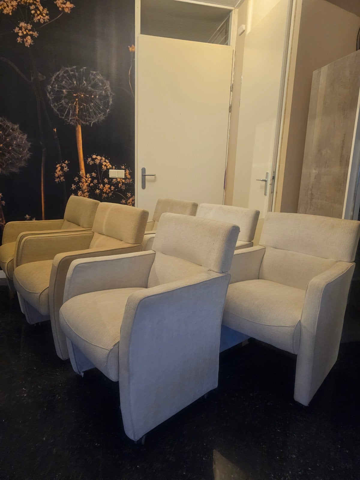 Set van 6 comfortabele eetkamerstoelen beige/crème, Huis en Inrichting, Stoelen, Ophalen of Verzenden