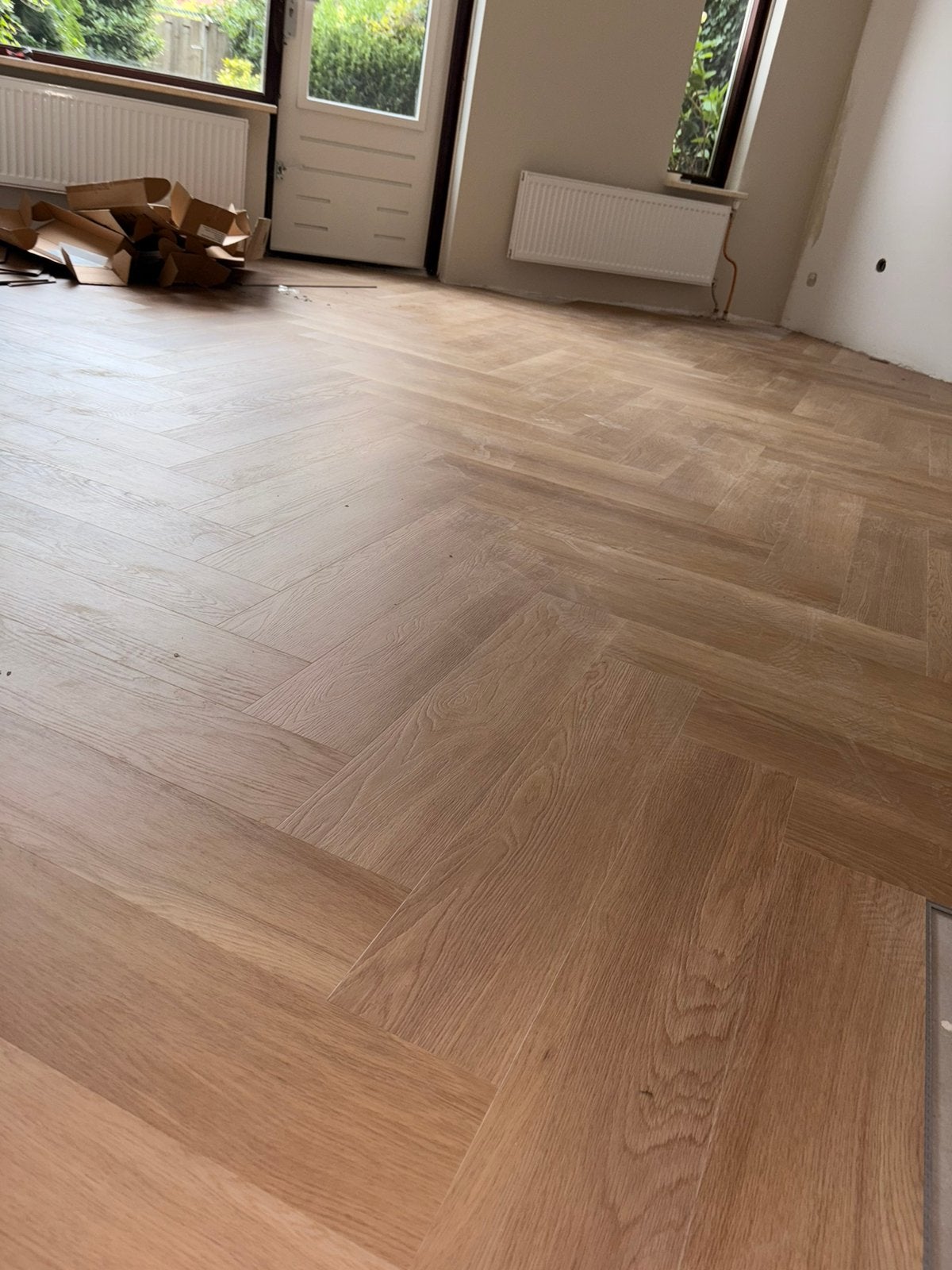Vakkundige vloerleggers – eerlijke prijs, strak resultaat, Vloerbewerking of Renovatie