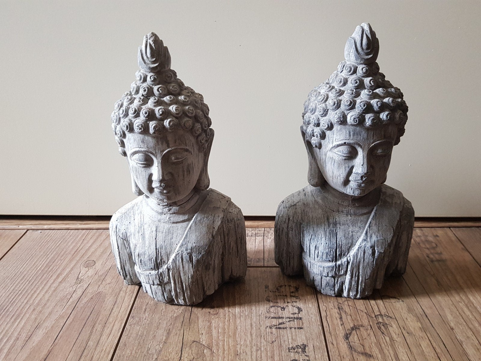buddha beeld / buddha beelden, 28 cm, Steen/keramiek, Grijs, Ophalen of Verzenden
