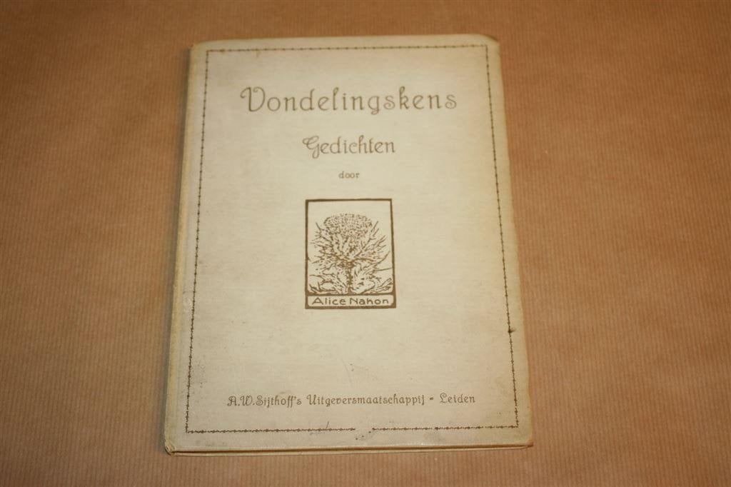 Vondelingskens. Gedichten. Alice Nahon. 1925., Boeken, Ophalen of Verzenden, Gelezen