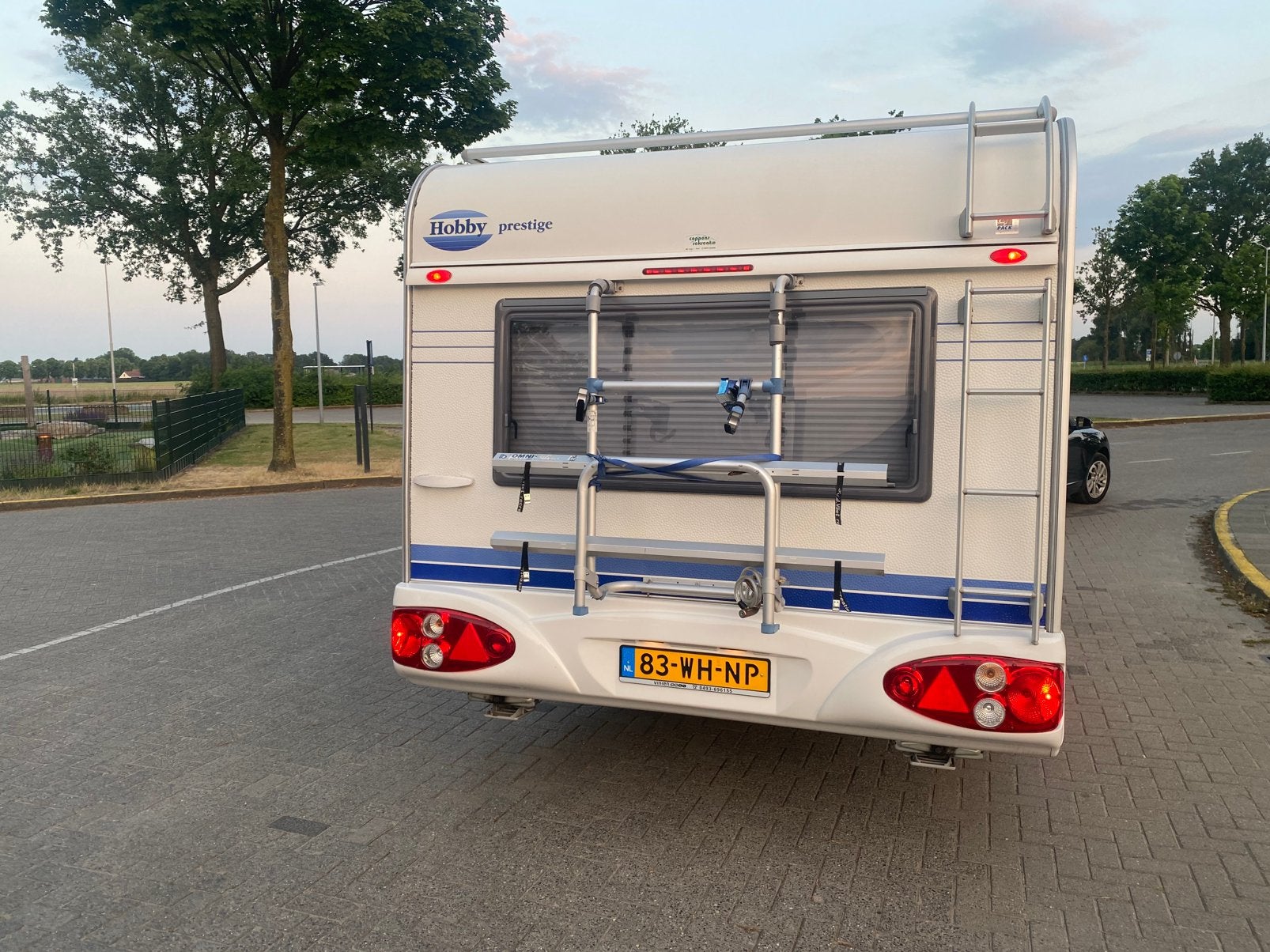 Hobby 460 (2004), Caravans en Kamperen, Caravans, Rondzit, Hobby, Particulier, Tot en met 4
