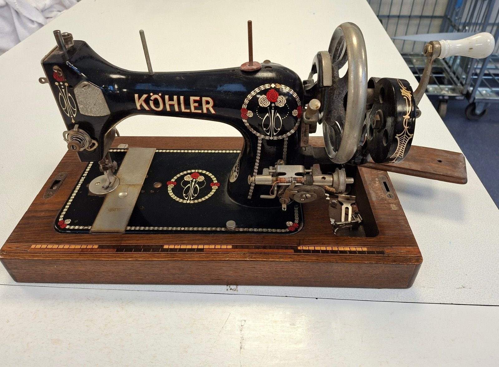 Köhler naaimachine, Ophalen