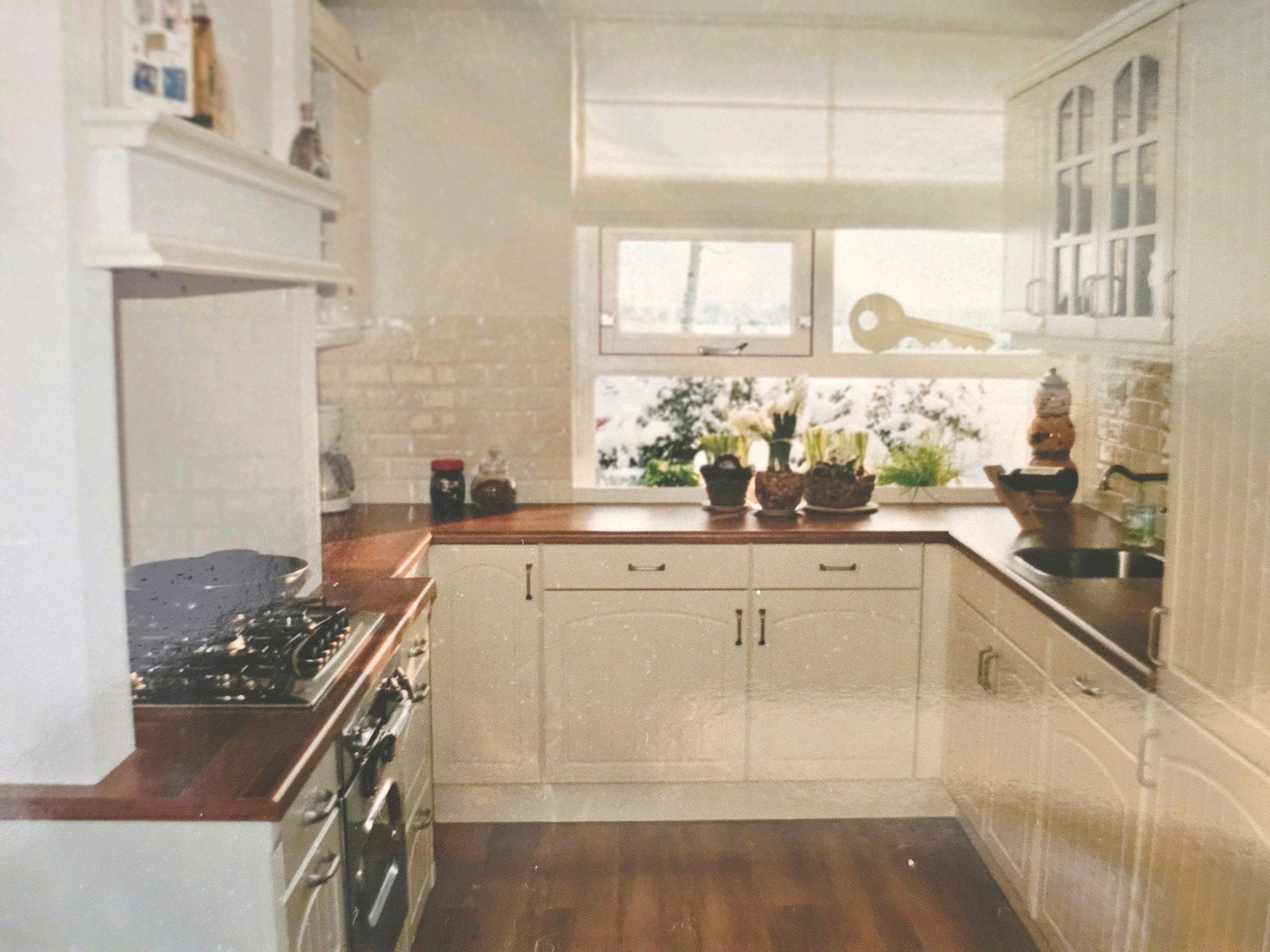 Complete landelijke keuken met apparatuur - Ivoorbeige, Huis en Inrichting, Ophalen, Gebruikt, Hoekkeuken, Hout