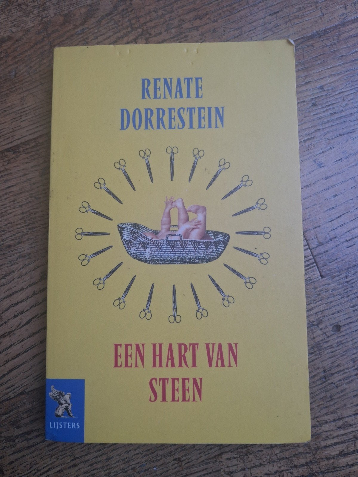 Renate Dorrestein - Een hart van steen, Gelezen, Renate Dorrestein, Ophalen of Verzenden, Nederland