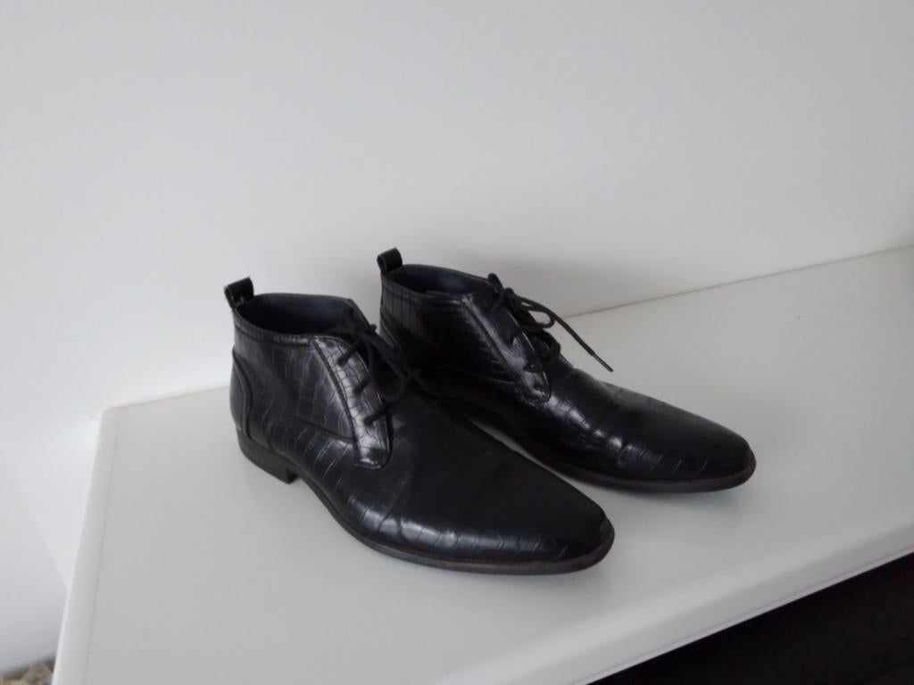 halfhoge herenschoenen mt 43 crocoprint bijna gratis 4 euro, Kleding | Heren, Schoenen, Ophalen, Zo goed als nieuw, Zwart