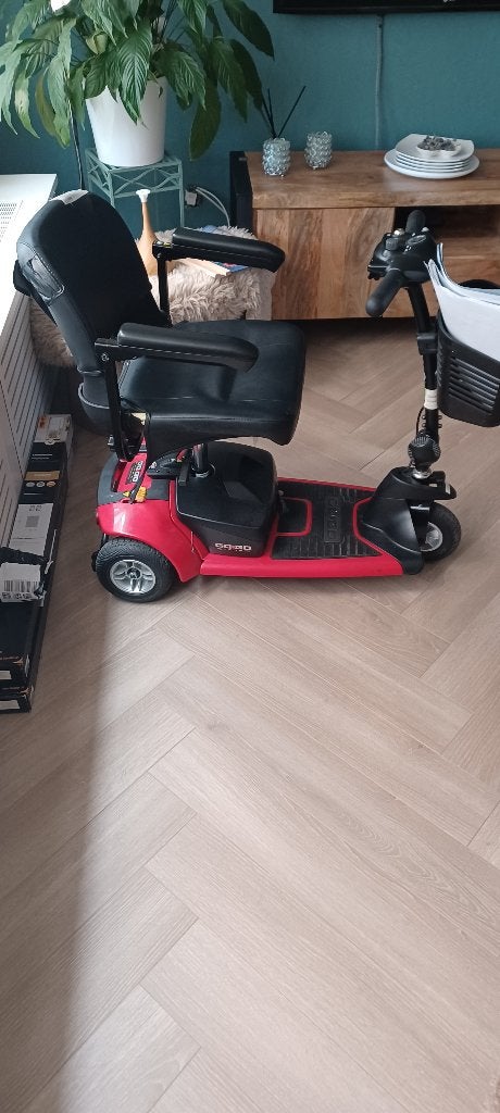 Scootmobiel, Ophalen, 10 km/u of minder, Pride, Zo goed als nieuw