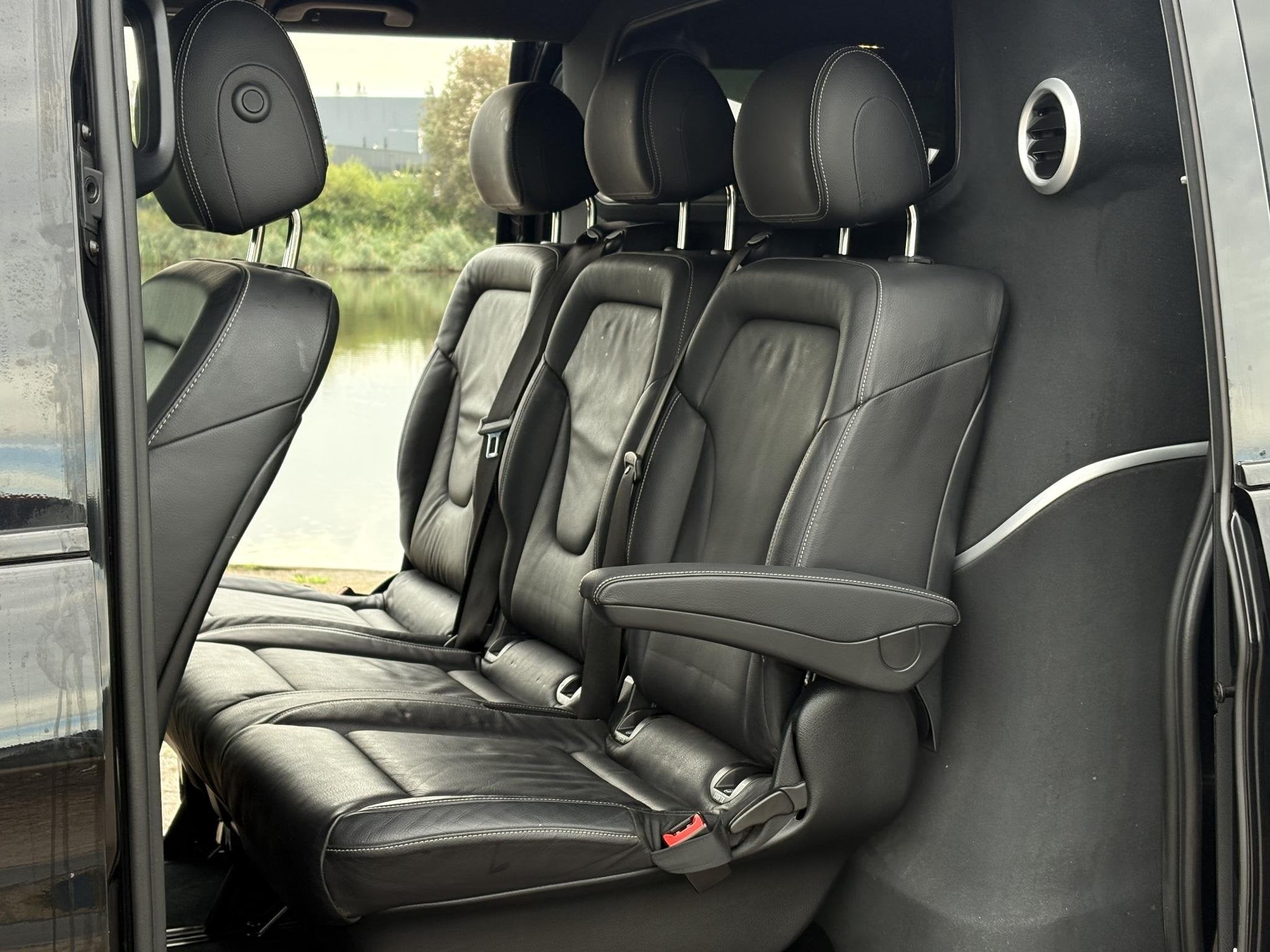 Mercedes-Benz V-klasse 250d Extra Lang DC | XXL | AMG | 360, Auto's, Automaat, Achterwielaandrijving, Gebruikt, Euro 6