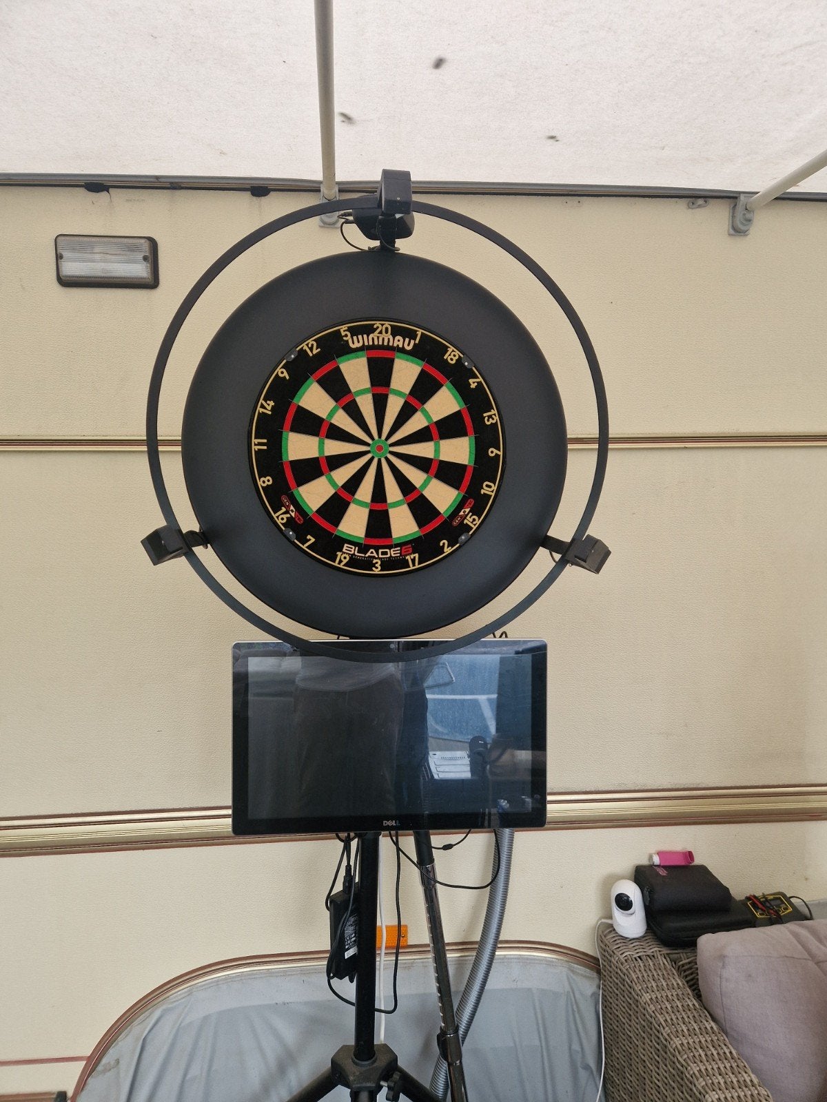 Dartbord op standaard met compleet autodarts systeem, Sport en Fitness, Ophalen of Verzenden