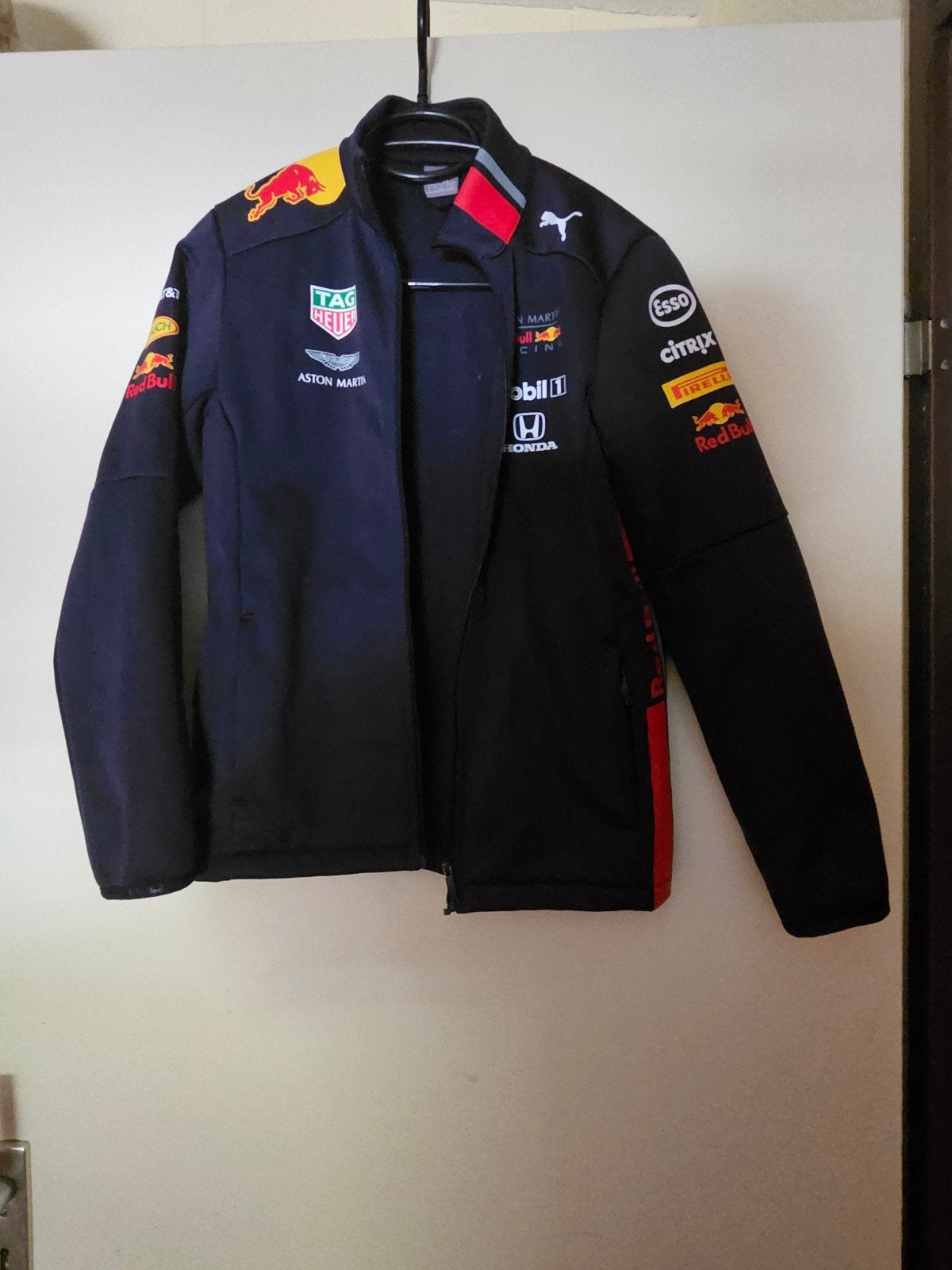 Red Bull Racing Puma Jas - Maat 11-12Y (152), Kinderen en Baby's, Puma, Nieuw, Ophalen of Verzenden, Jongen