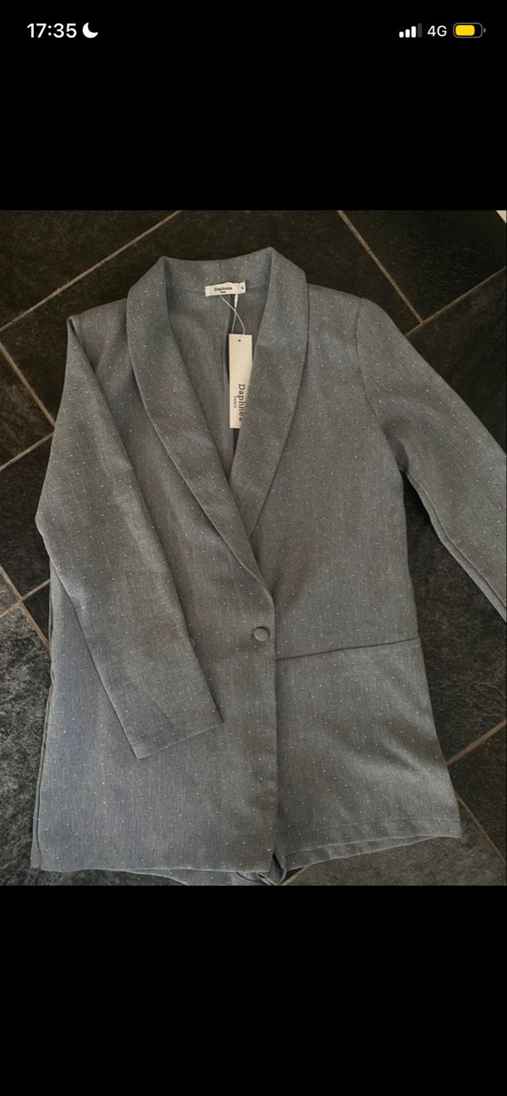 Nieuwe grijze playsuit met glitters, maat s, Kleding | Dames, Jumpsuits, Ophalen of Verzenden, Nieuw, Maat 36 (S), Grijs