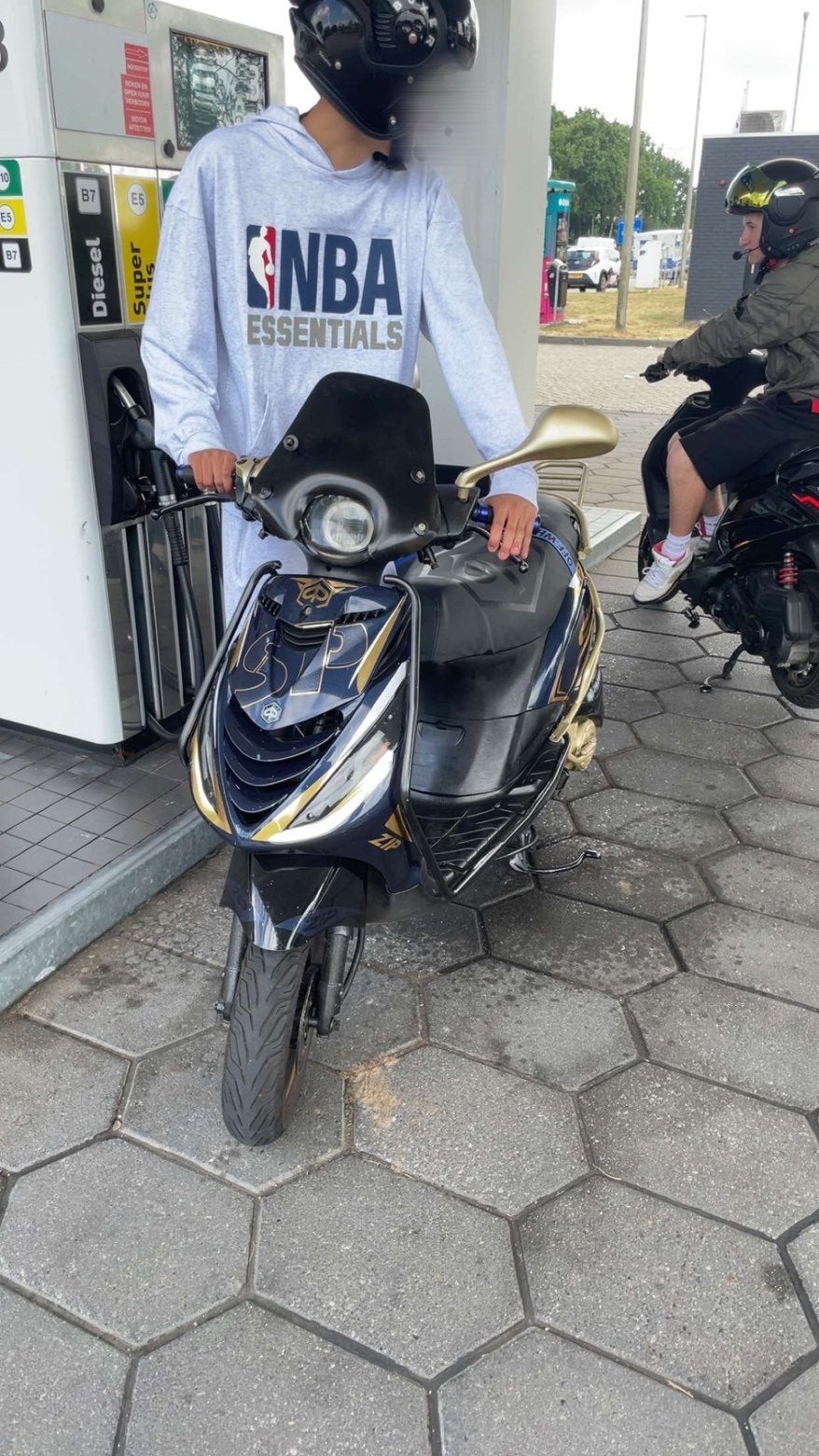 Nette 4 takt zip 50cc, Ophalen, Gebruikt, Benzine, Zip
